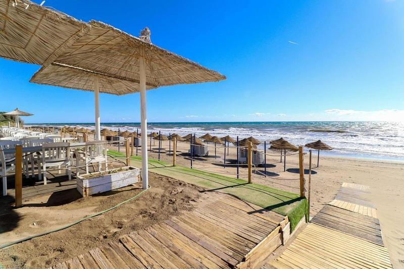 Oleholidays 413 Romana Playa Primera Linea Playa Lejlighed Marbella
